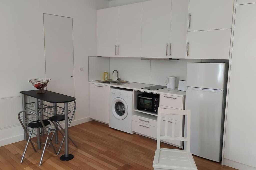Appartement 2 Pieces Proche Cathedrale น็องต์ ภายนอก รูปภาพ